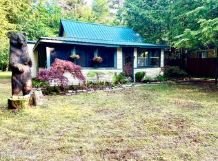 847 Lake Ave, Lake Luzerne, NY 12846