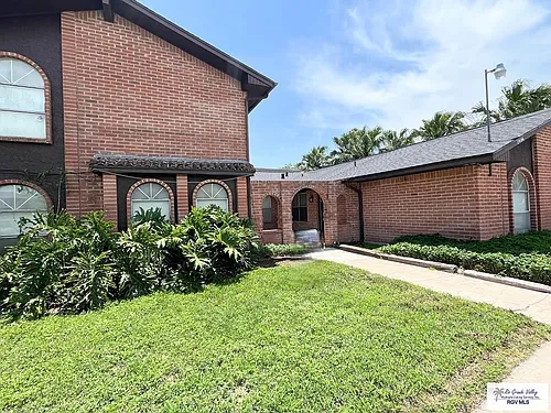 2906 Treasure Hills Blvd #C Photo 1