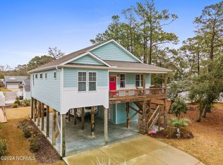 312 NE 56th St, Oak Island, NC 28465