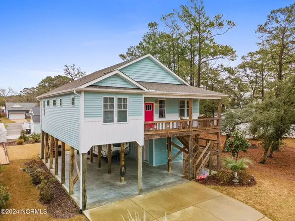 312 NE 56th Street, Oak Island, NC 28465