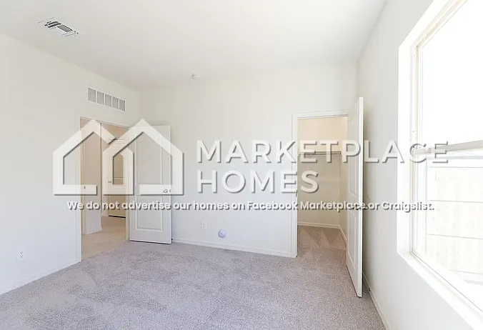 4924 N 192nd Ln — Photo 24