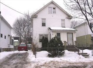 95 Baycliff Dr, Rochester, NY 14609