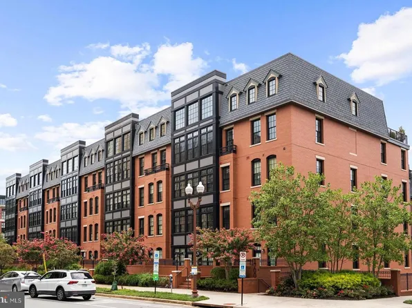 1700 Clarendon Blvd #158, Arlington, VA 22209