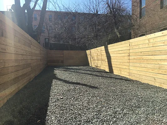 Rented by Abba Realty Associates INC | media 18