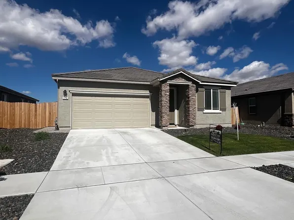 170 Reese Way, Dayton, NV 89403