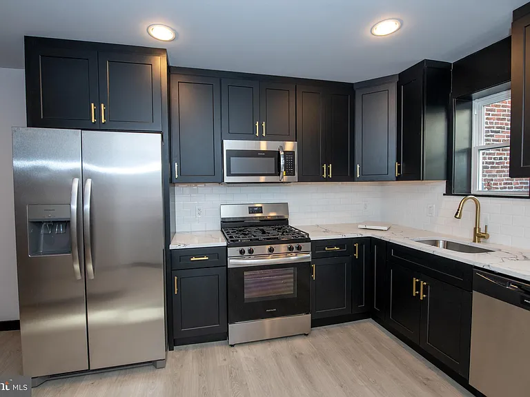 1512 S Beulah St — Photo 2