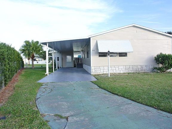 2nd image of 801 Beech Ct