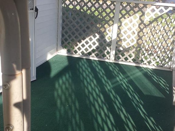 screened in front porch