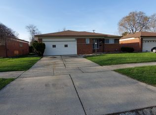 5037 Linda St, Warren, MI 48092