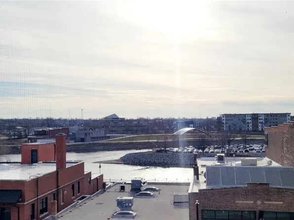 400 1st St SE APT 306, Cedar Rapids, IA 52401