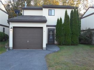 4 Magdalene Close, Middletown, NY 10940