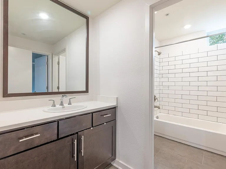 6700 Menchaca Rd #22 — Photo 7