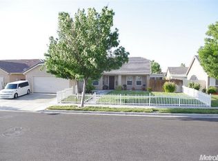 1512 Cardinal St, Los Banos, CA 93635