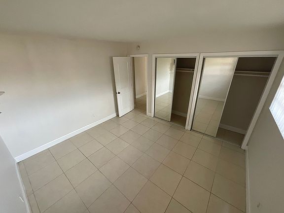 5th image of 11605-07 Canal Dr #9