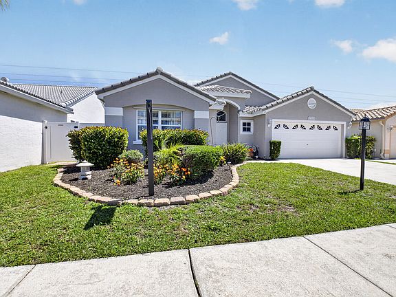 2nd image of 9628 Tavernier Drive
