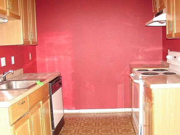 4th image of 1424 Sierra Dr