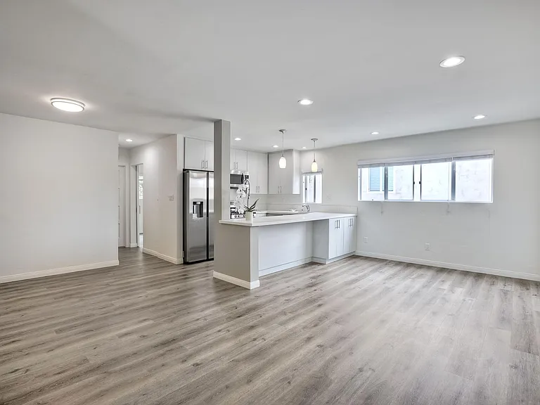 2903 Upshur St #1/2 — Photo 12