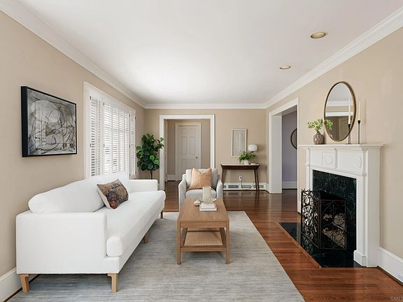 2nd image of 1506 Plumosa Way