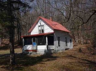 185 Mountain Lake North Shore Rd #R, Gloversville, NY 12078