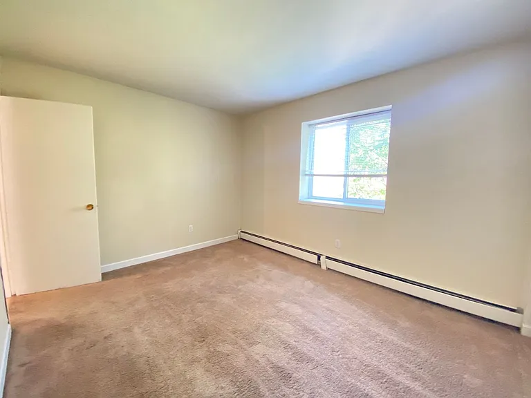Ariel Place — Photo 24