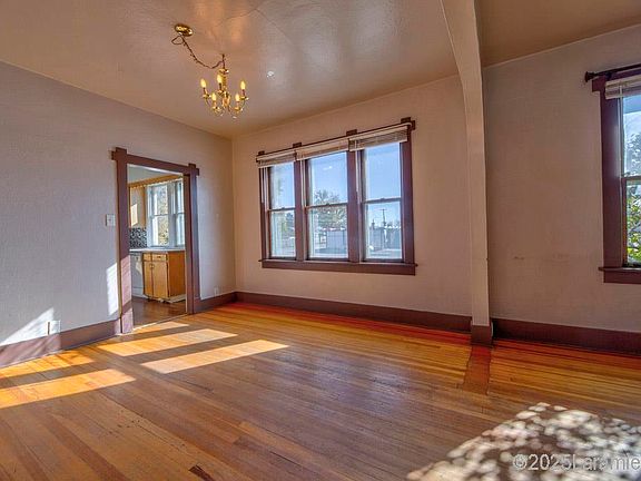 4th image of 1017 S 3rd St