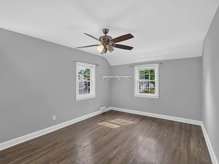 2804 63rd Ave — Photo 23