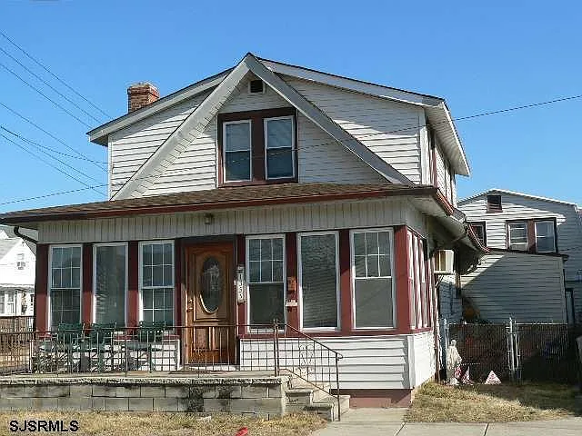 135 N Baltimore Ave photo 1