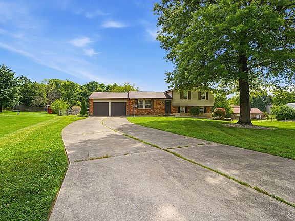 5th image of 7660 Topridge Dr