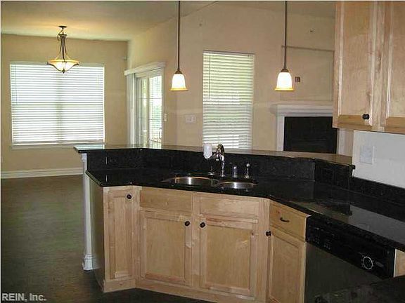 5th image of 503 McKinzie Ct