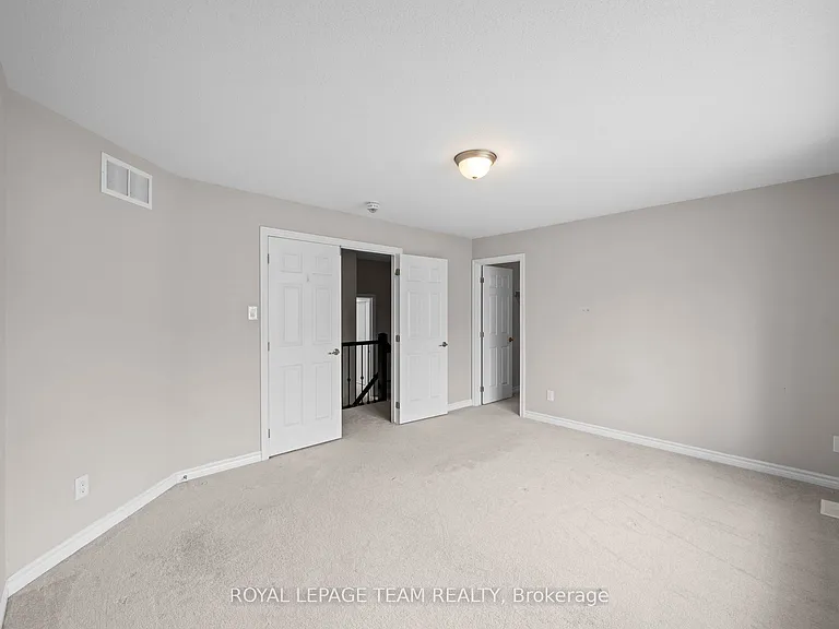 127 Solaris Dr — Photo 17