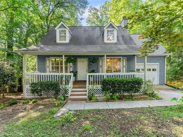 1570 Williams Cir, Cumming, GA 30041