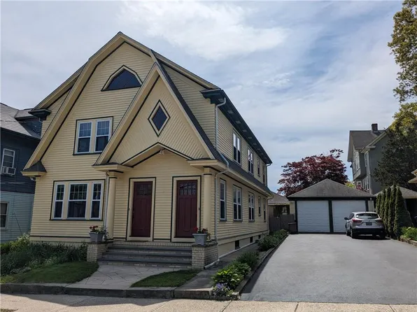 23 12th St, Providence, RI 02906