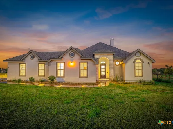 212 Ferryboat Ln, New Braunfels, TX 78130