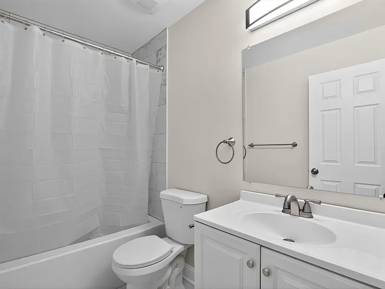 2736 Albermarle Pl — Photo 6