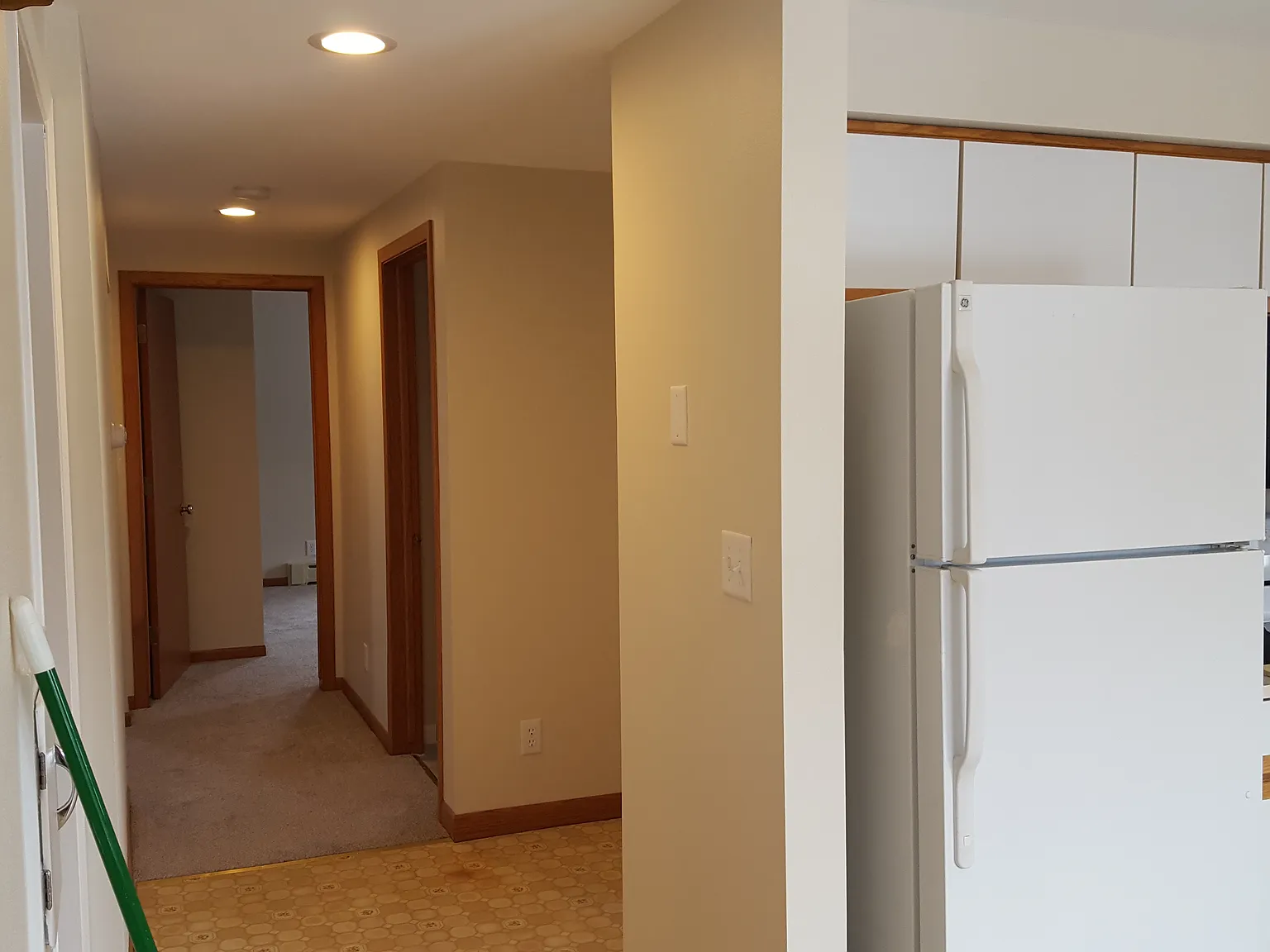 10014 N Granville Rd — Photo 2