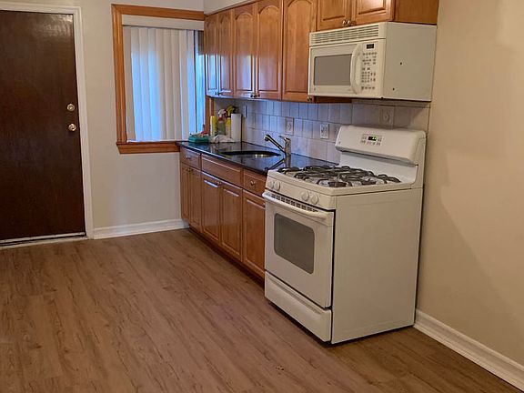 5th image of 8788 26th Ave #1