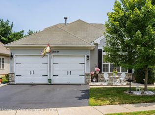 6 Dunrovin Ct, Manchester, NJ