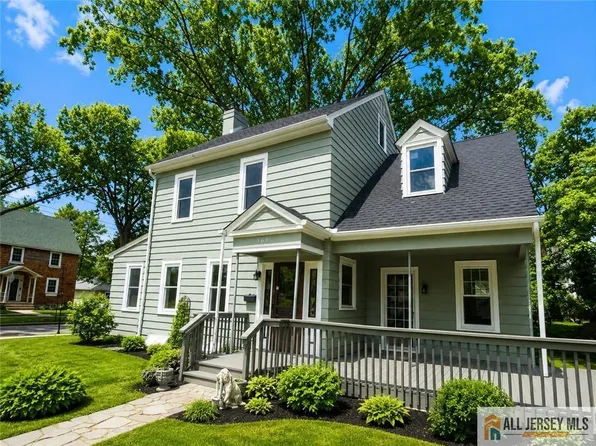 161 Nichol Ave, New Brunswick, NJ 08901