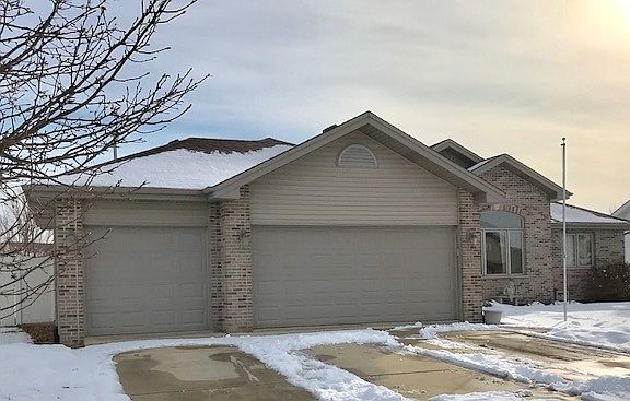 3rd image of 356 Curwick Dr