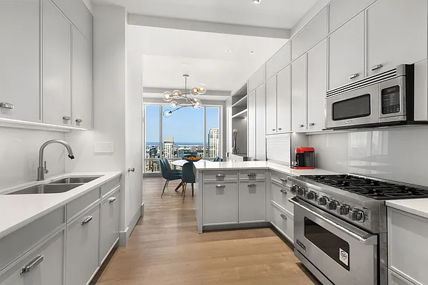 Rented by Citi Habitats | media 19