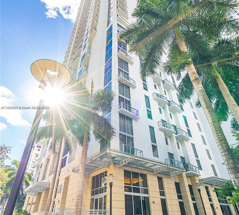 1st image of 1050 Brickell Ave APT 814