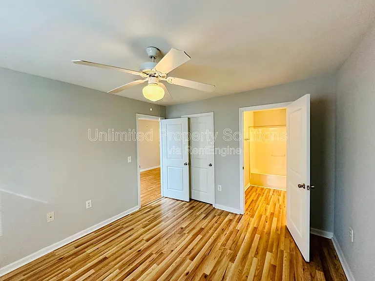 376 S Kerr Ave #301 — Photo 11