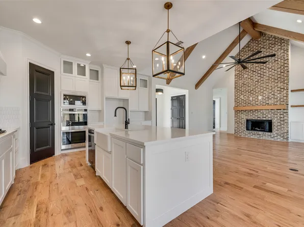 1018 Todd St, Caddo Mills, TX 75135