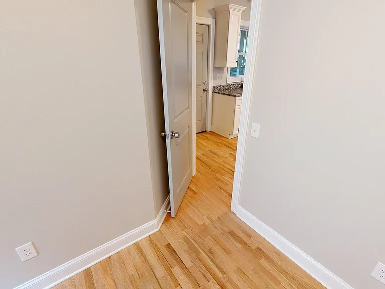 199-207 Howe Ave — Photo 13