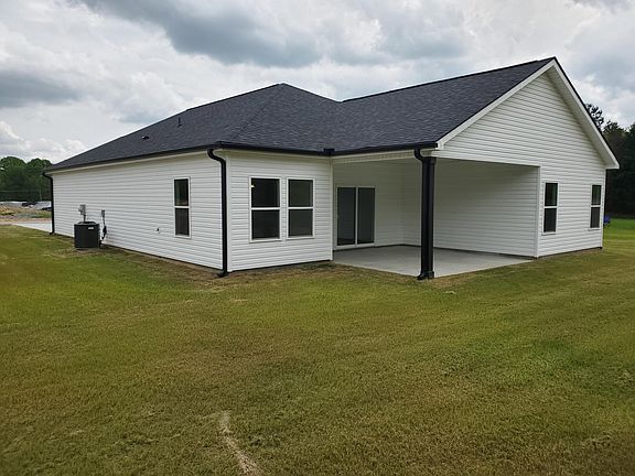 3rd image of 212 Essex Dr