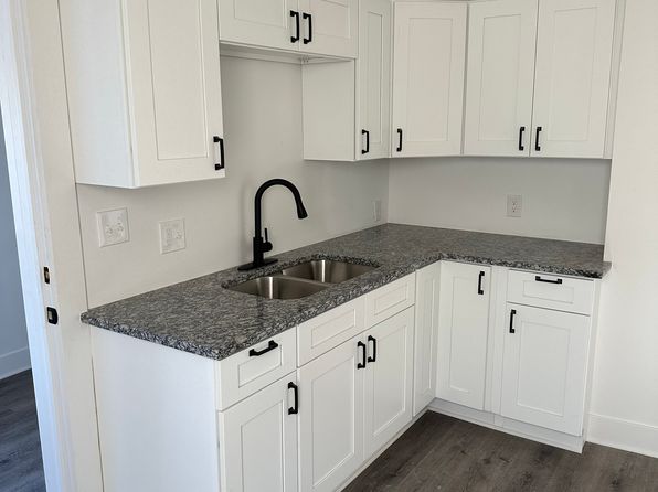 609 SW Topeka Blvd #1