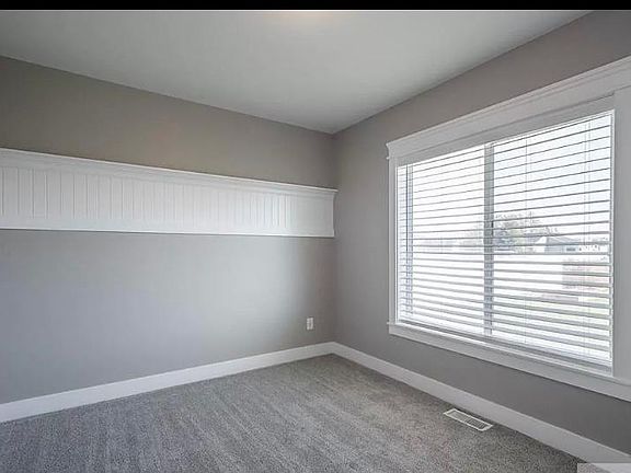 5th image of 2030 N Bryan Ln