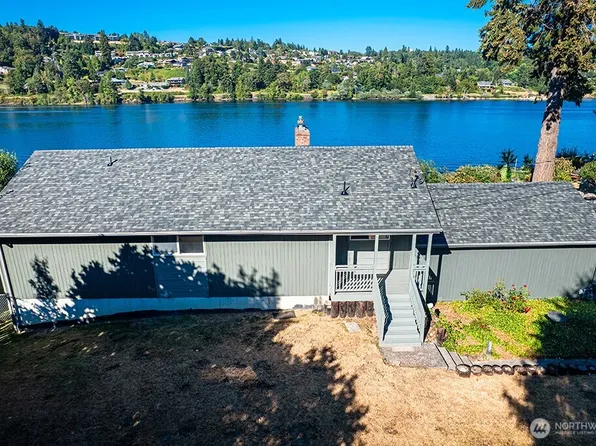 2644 Stevens Drive, Bremerton, WA 98312