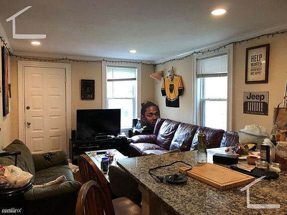 22 Chestnut Ave. #3 Boston (Jamaica Plain) Unit Photo 3