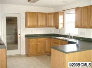 6911 Oxbow Ln, Monroe, NC 28110